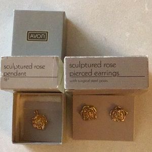Avon Sculptured Pendant and Earrings (no chain)